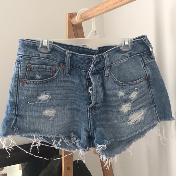 Abercrombie & Fitch cutoff jean shorts - Picture 1 of 5